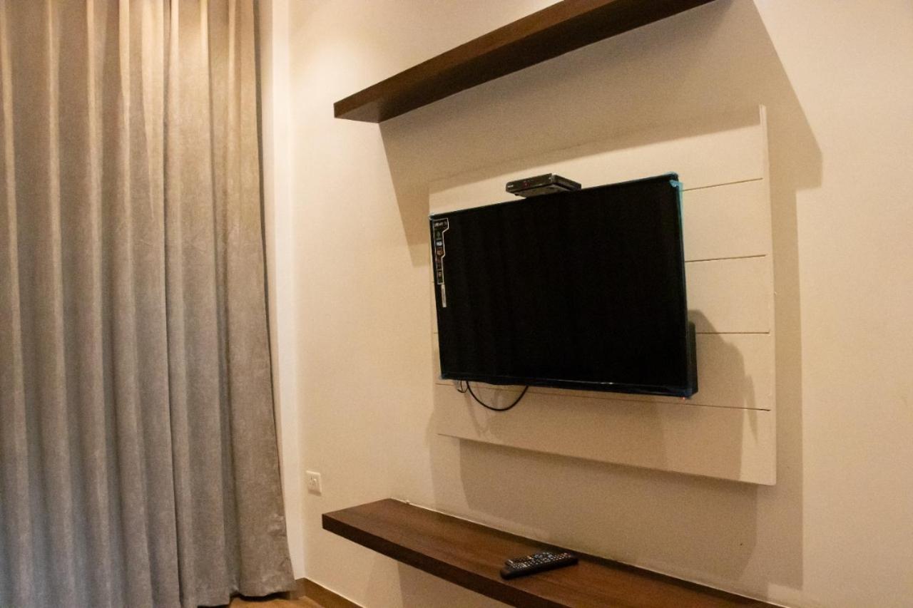 Sourav Park Inn Agra  Bagian luar foto